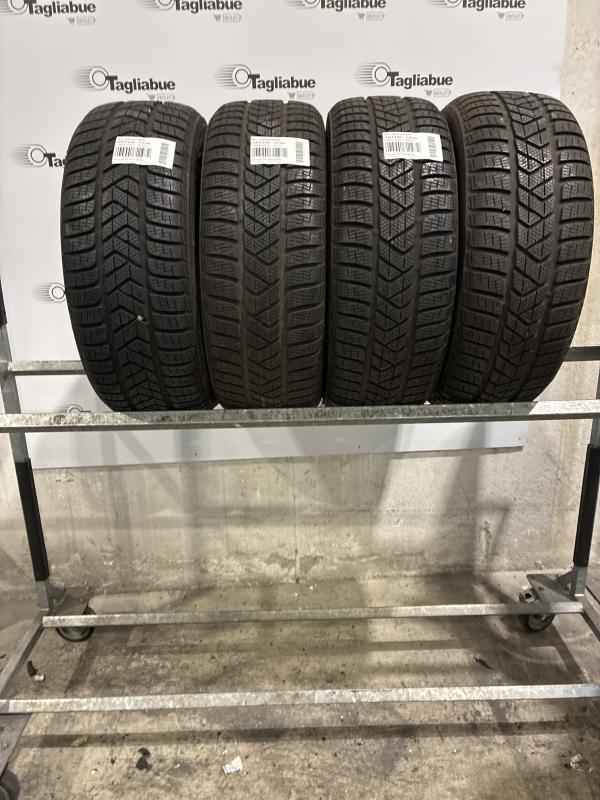 PIRELLI / WINTER SOTTOZERO 3